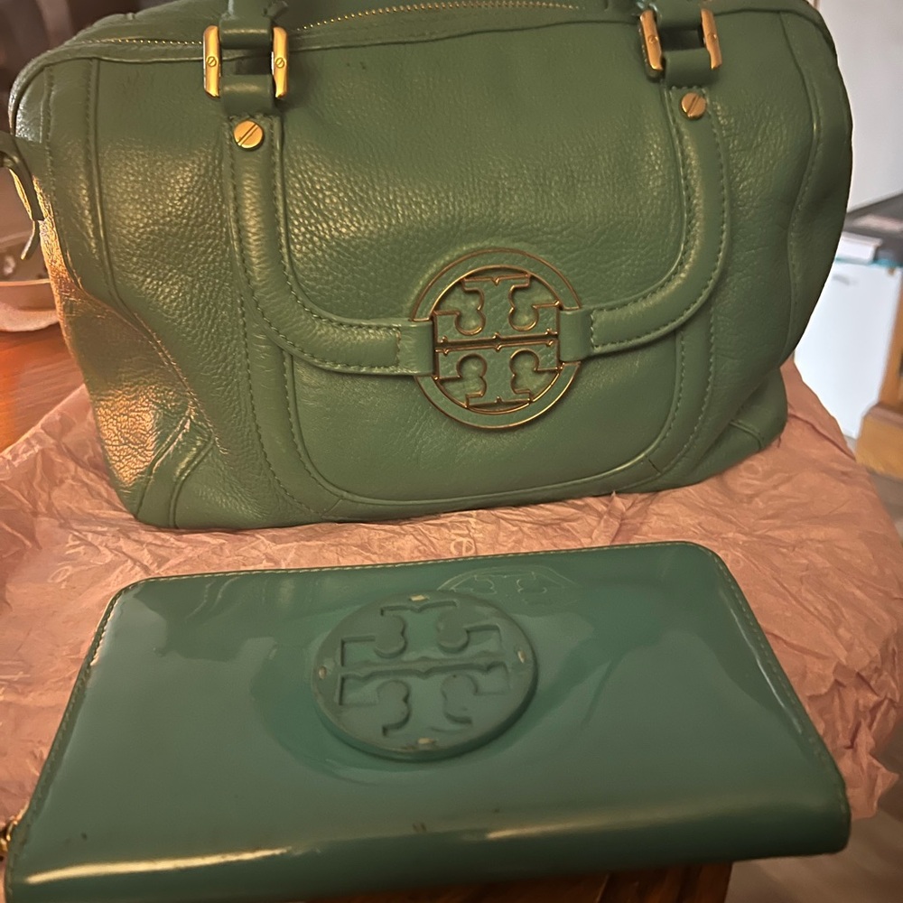 Tory Burch Green Leather Satchel with Matching Green Patent Wallet
